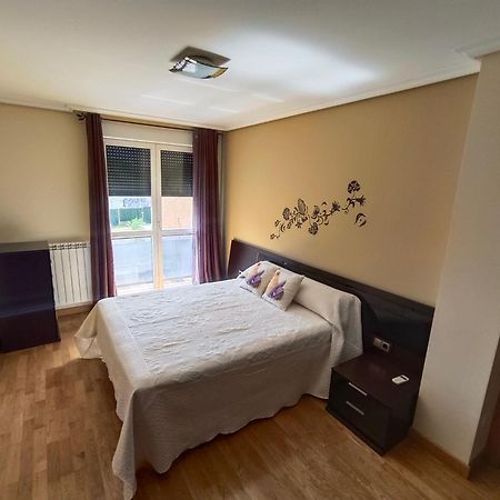 Vt Miranda Apartment Olite Luaran gambar